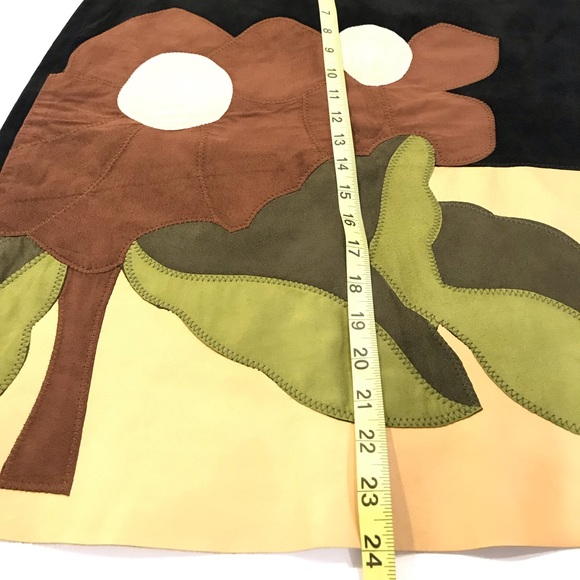 🍃Vintage 60’s70’s Patchwork Suede/Leather Skirt🍃 - Picture 4 of 8